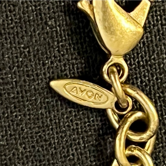 Vintage Avon SH Charm Necklace - Picture 6 of 10